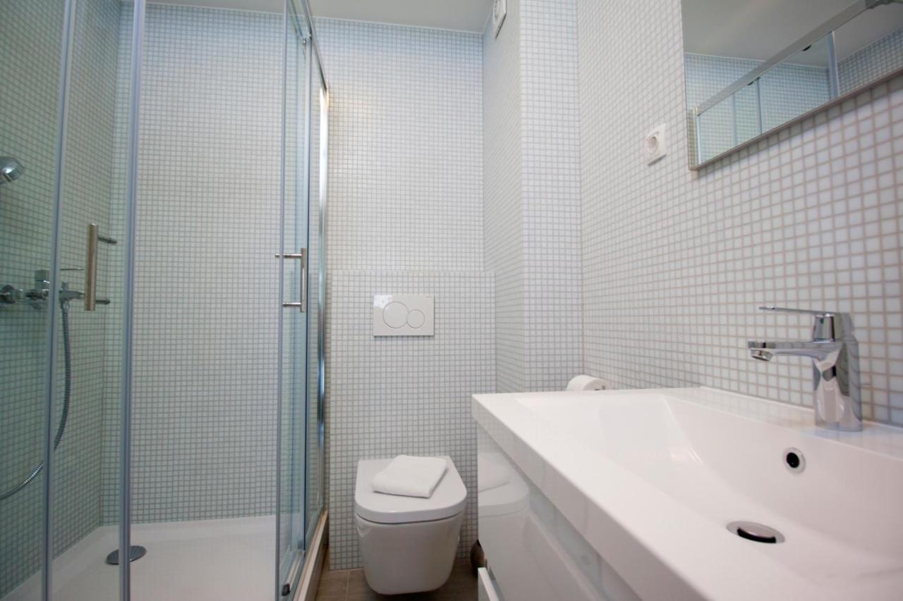 Apartments By The Sea Makarska - 19145 エクステリア 写真
